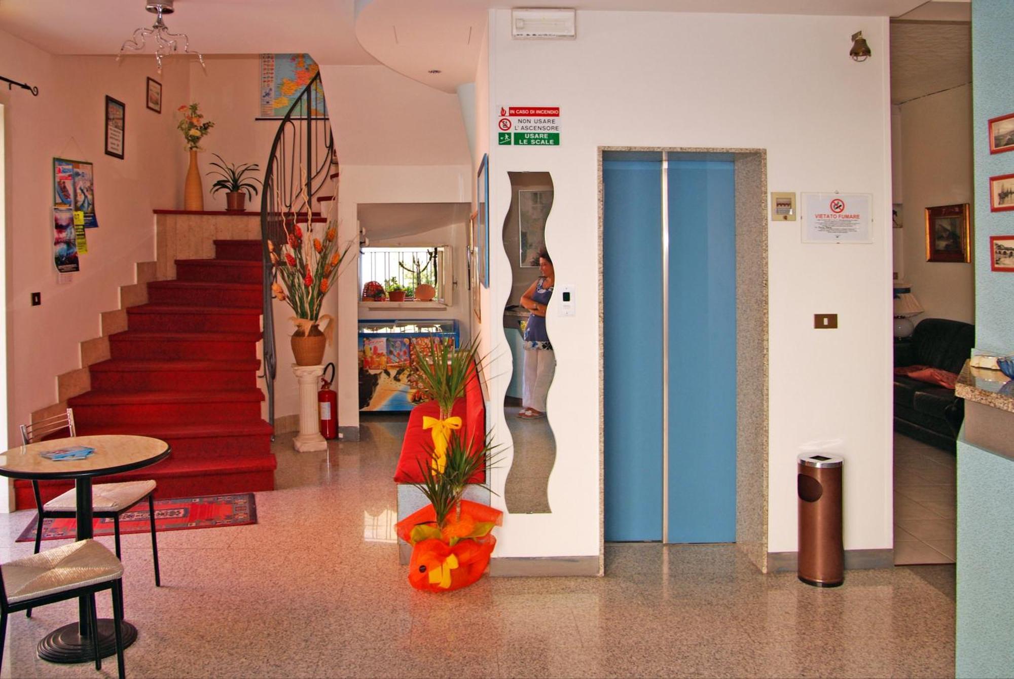 Hotel Acquazzurra ริมินี ภายนอก รูปภาพ